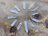 QUARTZ POINTS X 12 (005)