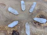 QUARTZ POINTS X 6  (007)